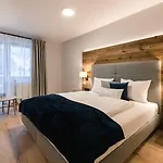 Meizeit Hotel 4*
