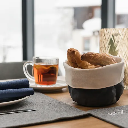 Meizeit ホテル フィルツモース